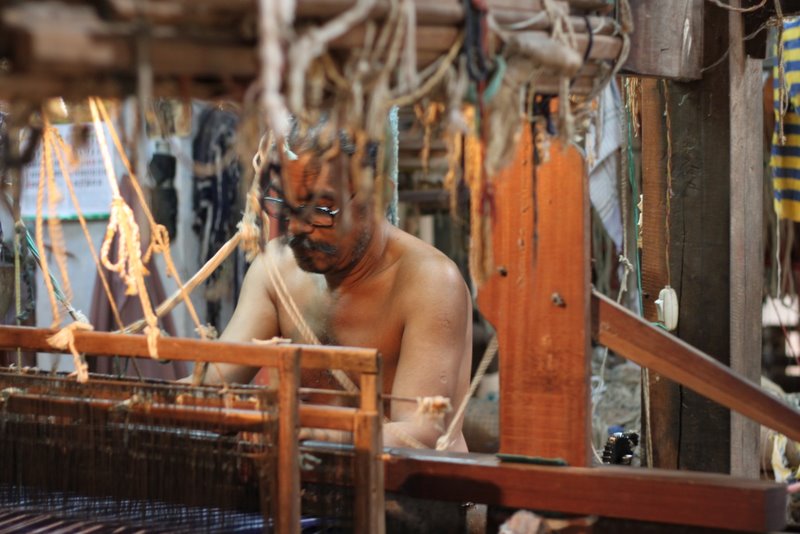 India 2010 - Kerala - Kannur - Lokanath Weavers